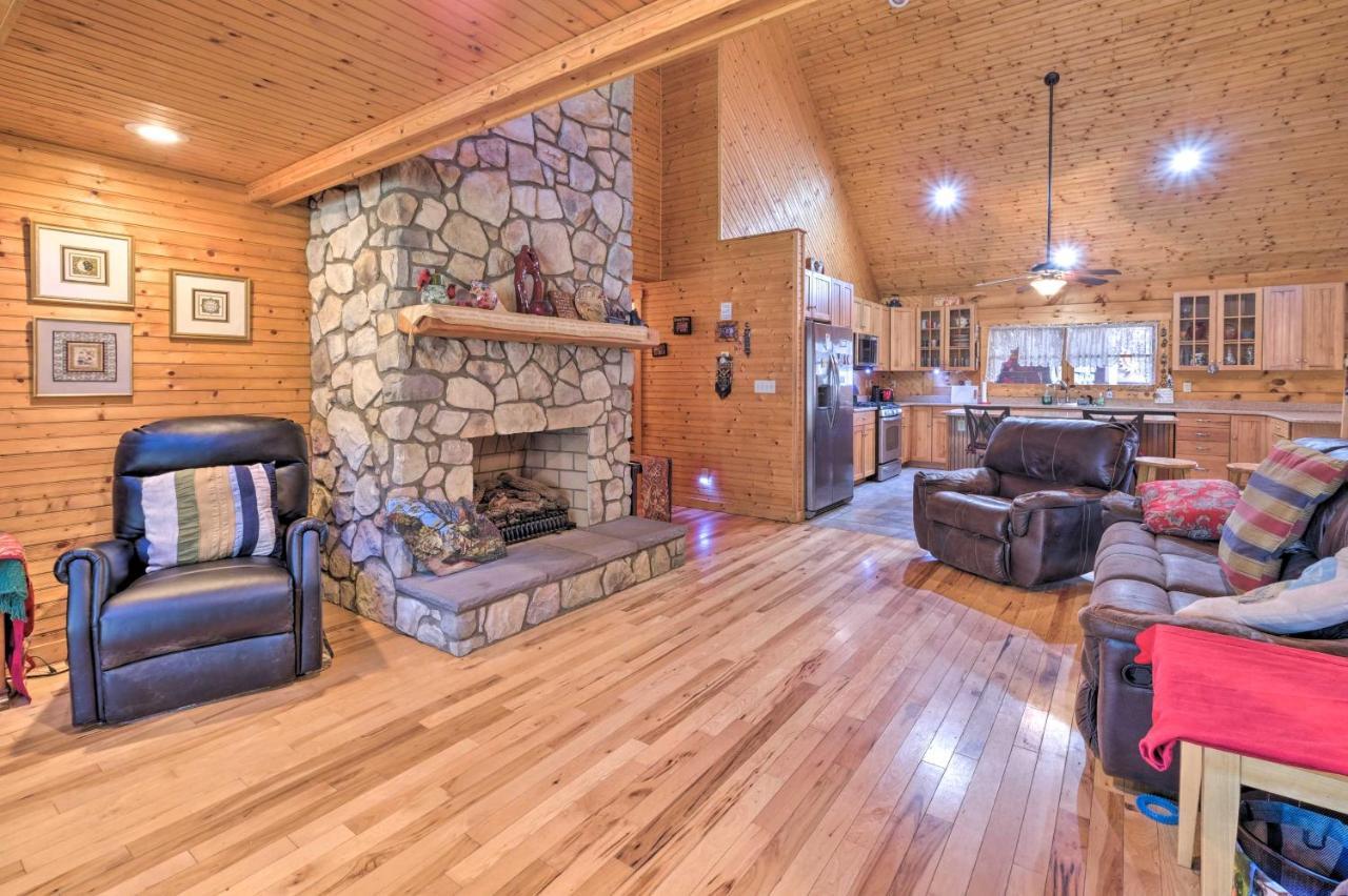 Pet Friendly Garnerland Home With Deck And Porch! 루레이 외부 사진